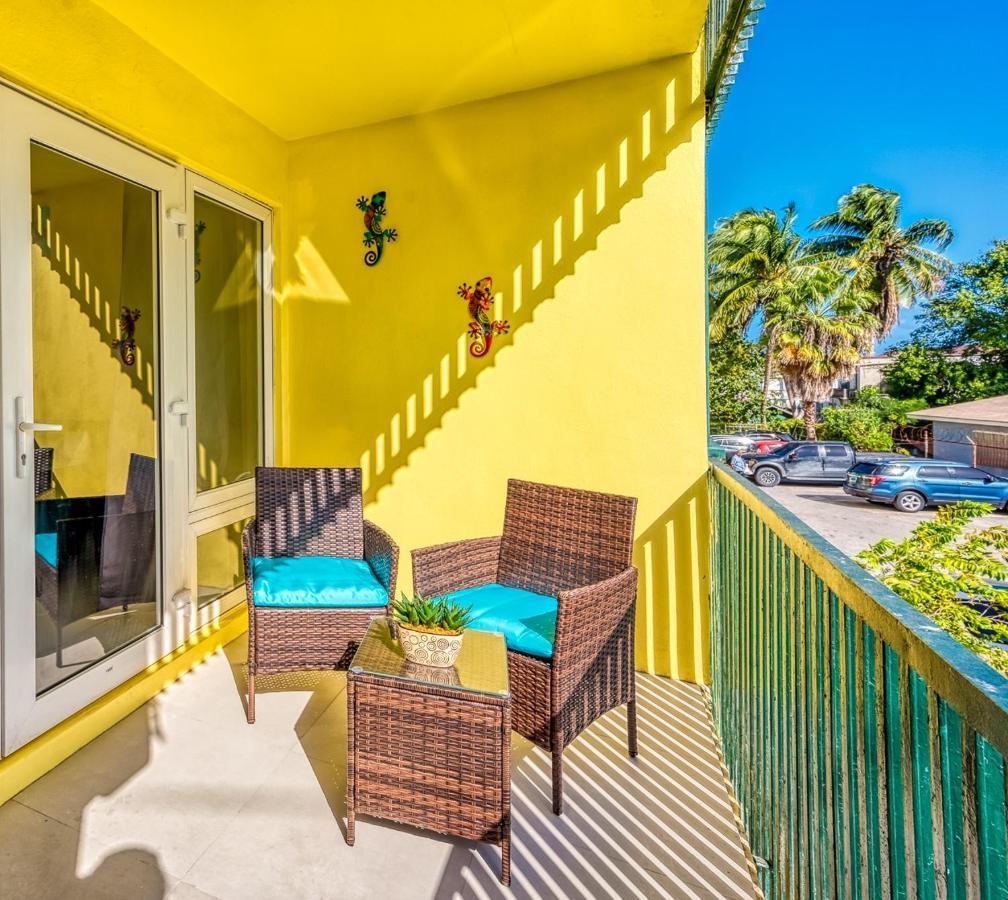 Lovely Apartment Near Beach, Downtown, 24H Security, Pool Nassau Exterior foto